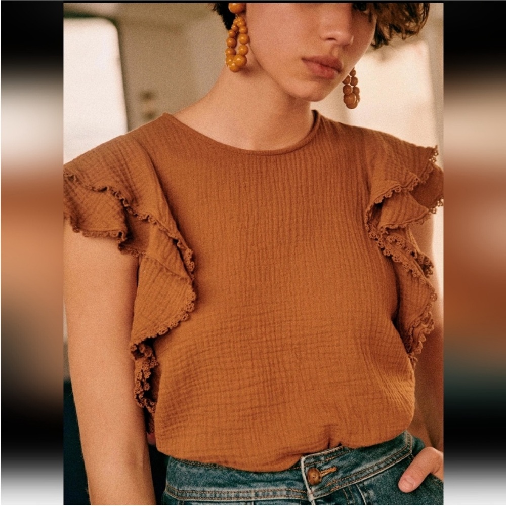 Sézane Ruffle Sleeve Gauzy Ester Blouse cafe Size 40/8 - Picture 2 of 9